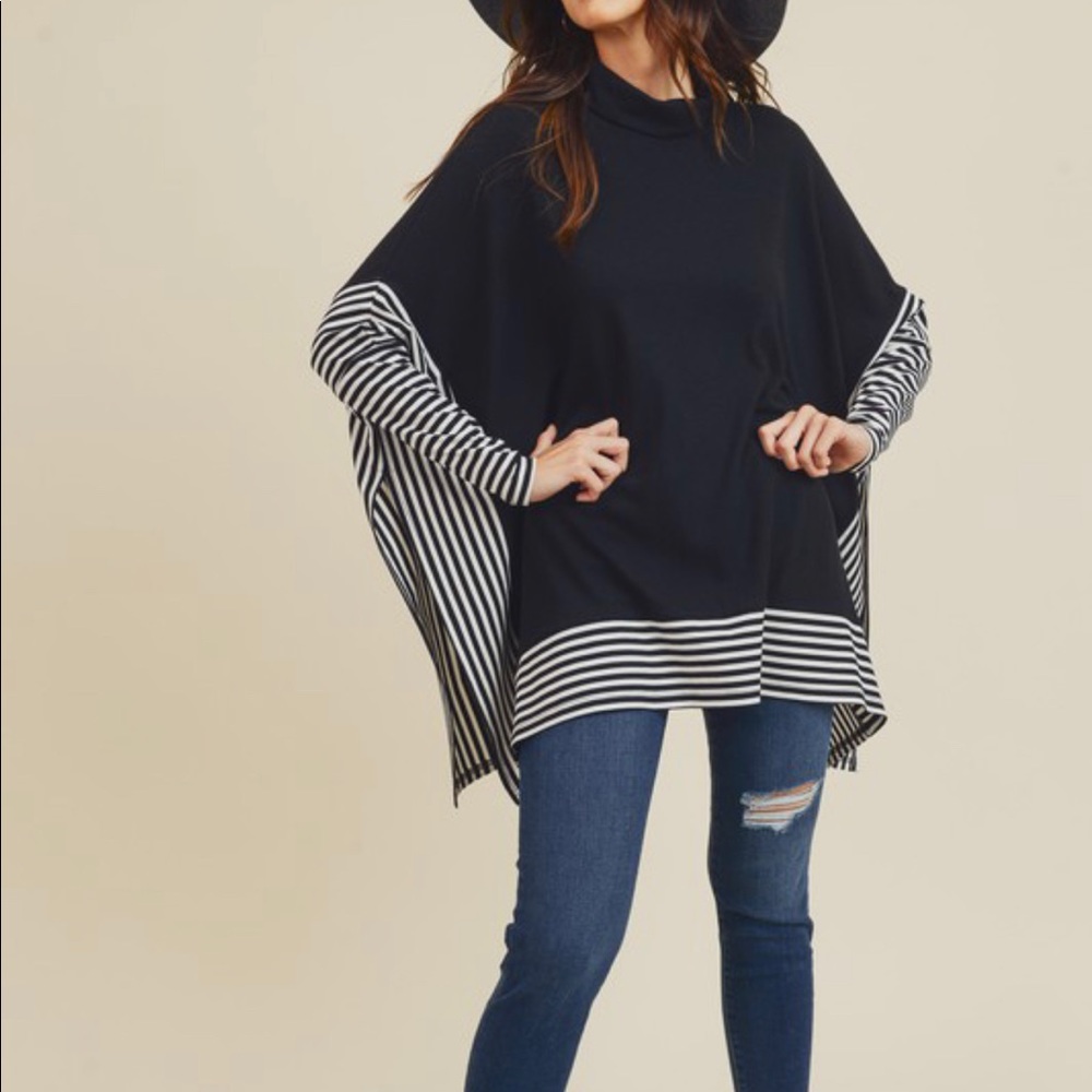 Black oversized Cape Sweater Top in Small-Large